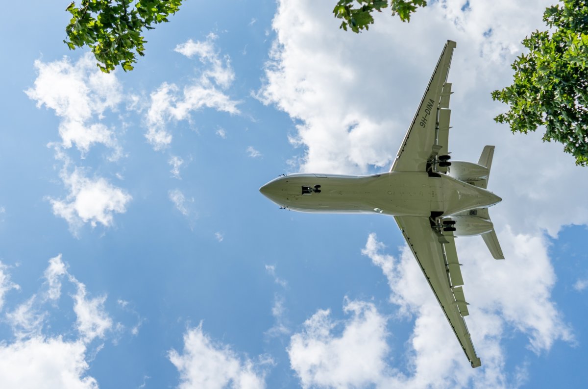 First Falcon 6X to land at Cannes Mandelieu Airport